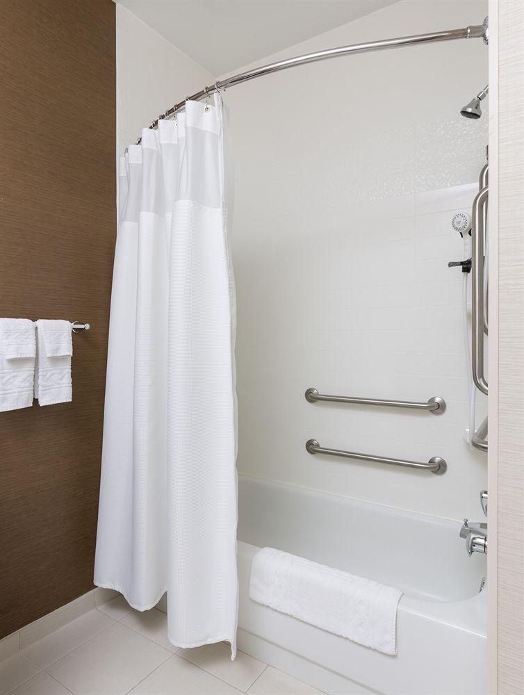 Fairfield Inn & Suites Kansas City Саммит Ли Экстерьер фото